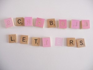 Lire la suite à propos de l’article Lettres de Scrabble en tampon