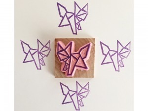 Lire la suite à propos de l’article Renard et papillon origami en boutique